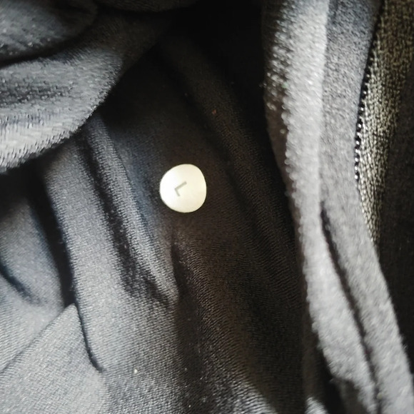 Lululemon Men's Revolution Bomber Color Black Size L Full Zip. - Picture 3 of 7